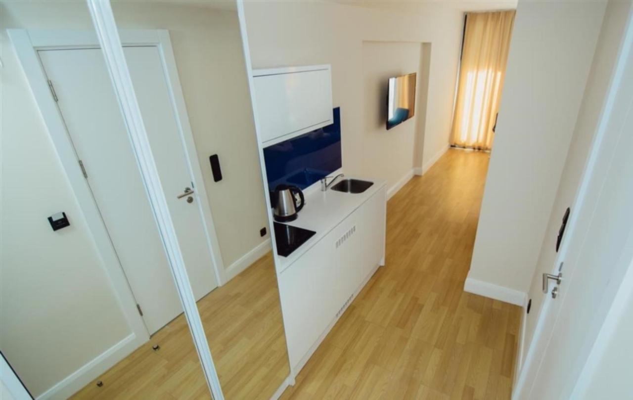 Orbi City Batumi Sea View Aparthotel Bagian luar foto